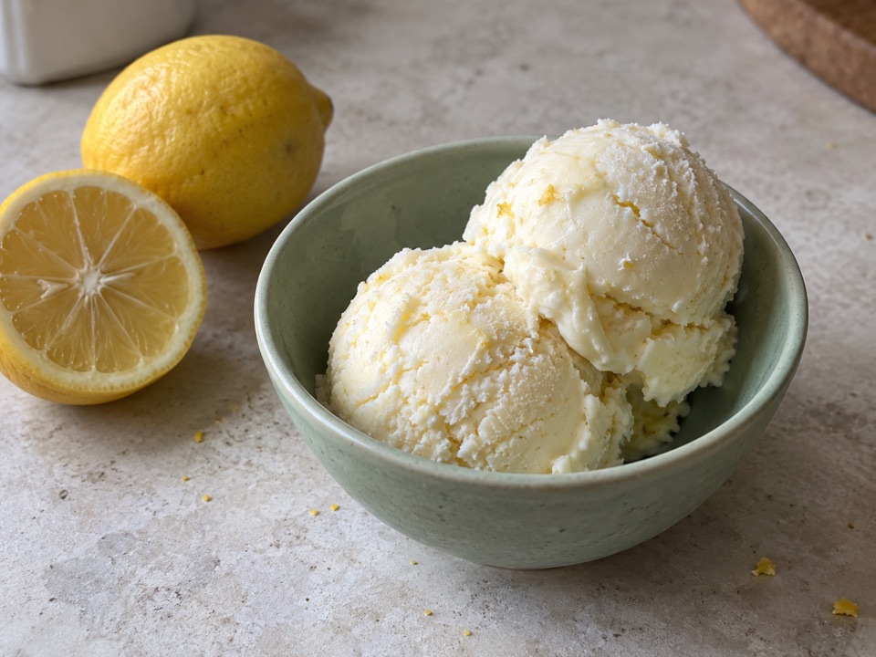 Ilustración de Helado de limón